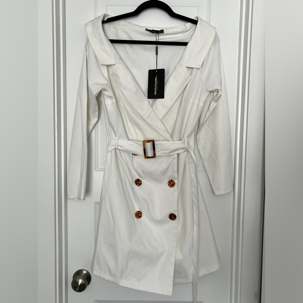 PrettyLittleThing White Bardot Belted Blazer Dress - Picture 2 of 7